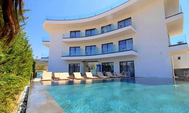 Blue Eye Hotel