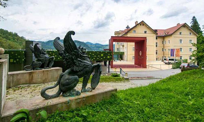 Rimski Dvor