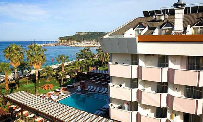 Hotel Fame Beach